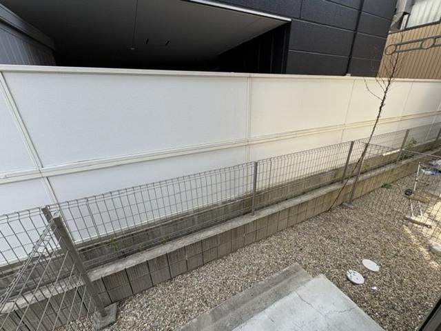 ヴィレッタ岡崎（101） 庭