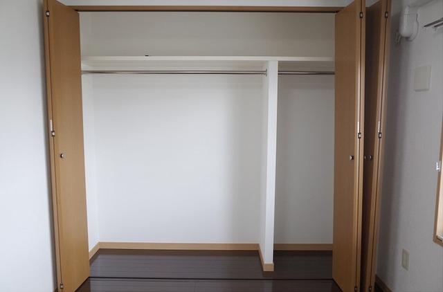 野本ハイツ駅西（403） 収納
