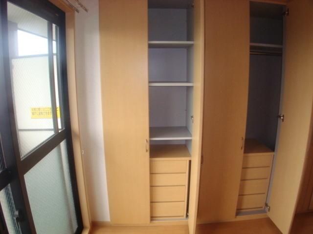 グランチェスタＢ（302） 収納