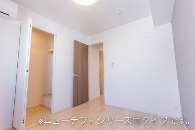 デネブ その他