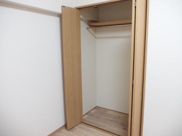 天神山マンションⅡ号館（210） 収納