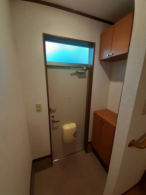 ヒルズ中田（102） 玄関
