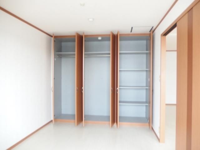 グランドパレス（303） 収納