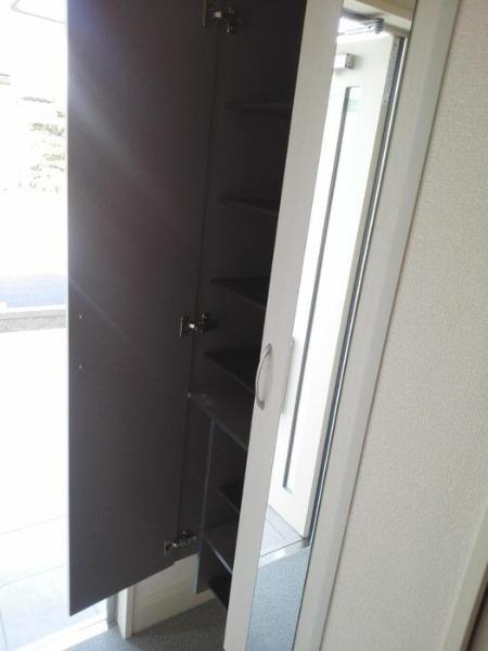 アルページュ（103） 玄関