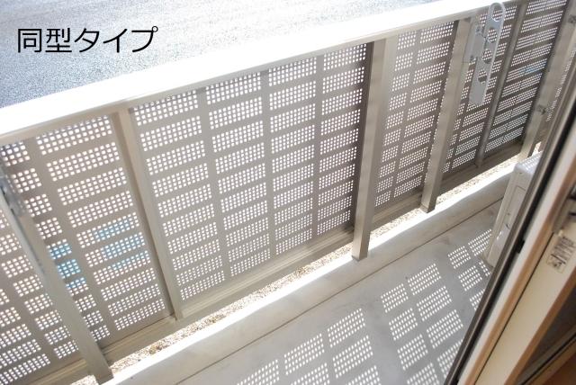 Ｄ−ｒｏｏｍ北本郷（201） バルコニー