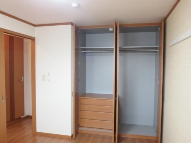 グランドパレス（205） 収納
