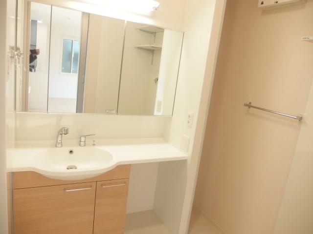 岡崎市柱曙一戸建 洗面