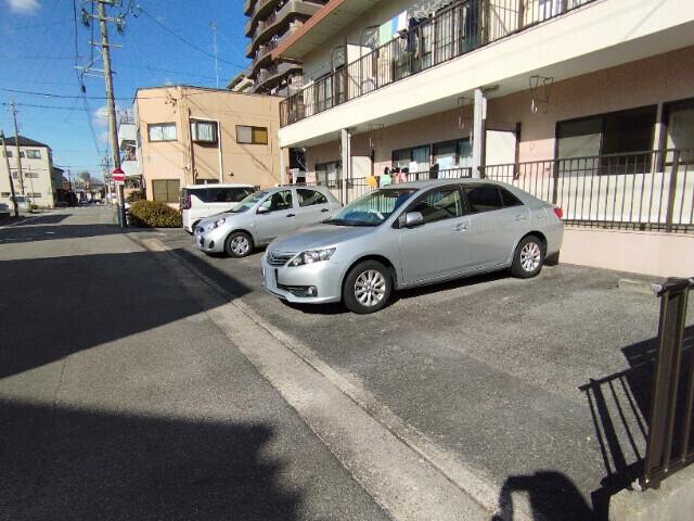 コーポ朝日（103） 駐車場