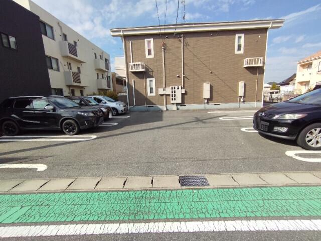 ポエム宇頭（101） 駐車場
