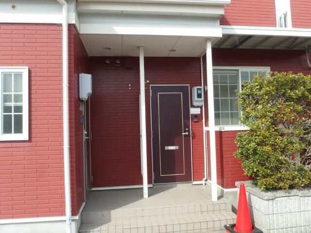 ウッドイン２番館（102） エントランス