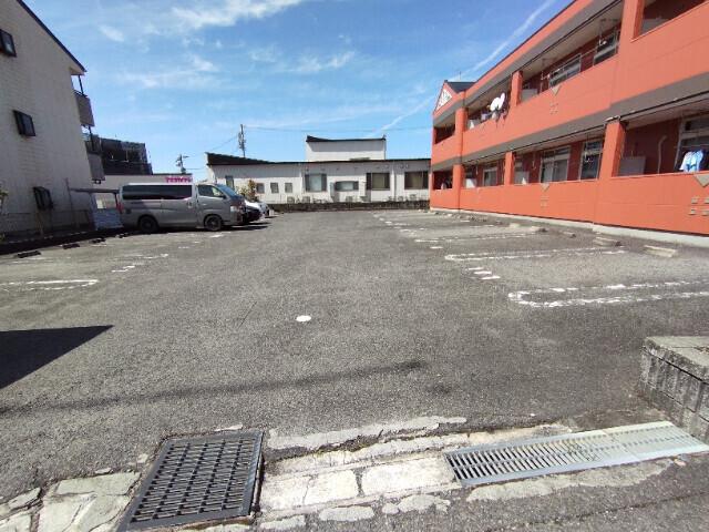 光ハイム（202） 駐車場
