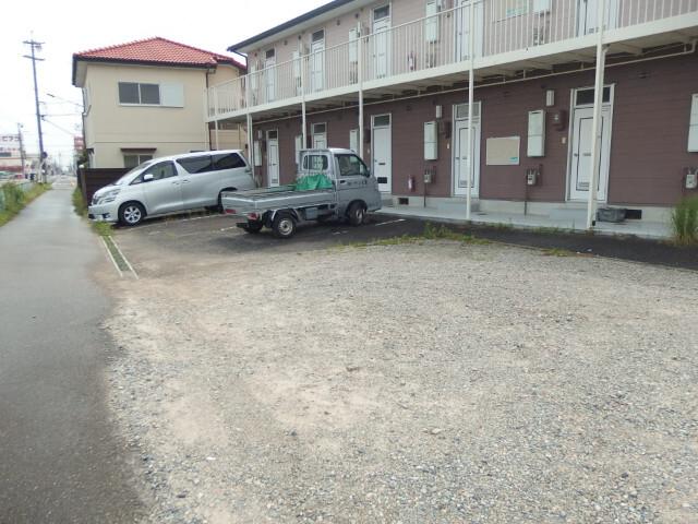 第２光ハイツ（101） 駐車場