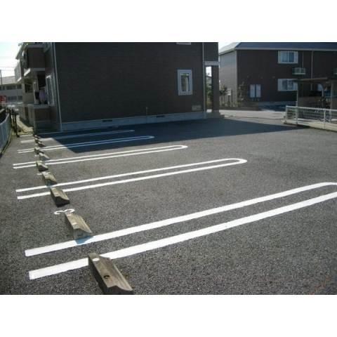 ボーシャルダンＣ（103） 駐車場