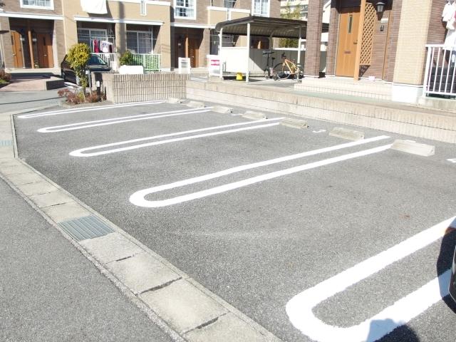 ボーシャルダンＢ（101） 駐車場