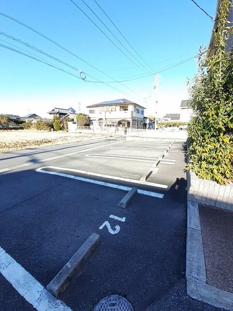 エキスポパレス（202） 駐車場