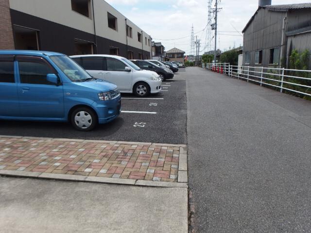 エクセレントＫＯＹＯ（110） 駐車場