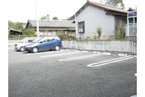 ボーシャルダンＣ（103） 駐車場