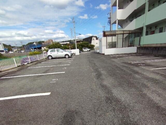 マンションいしはら（403） 駐車場