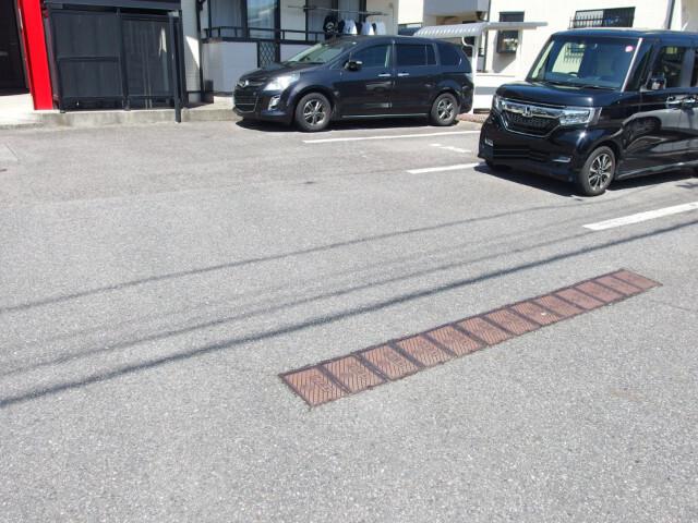 ファンタジー緑丘Ｂ（201） 駐車場