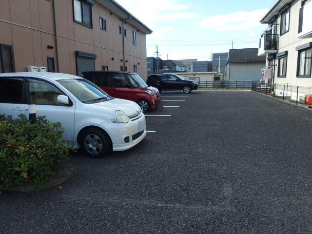 グレース北野Ｃ棟（202） 駐車場