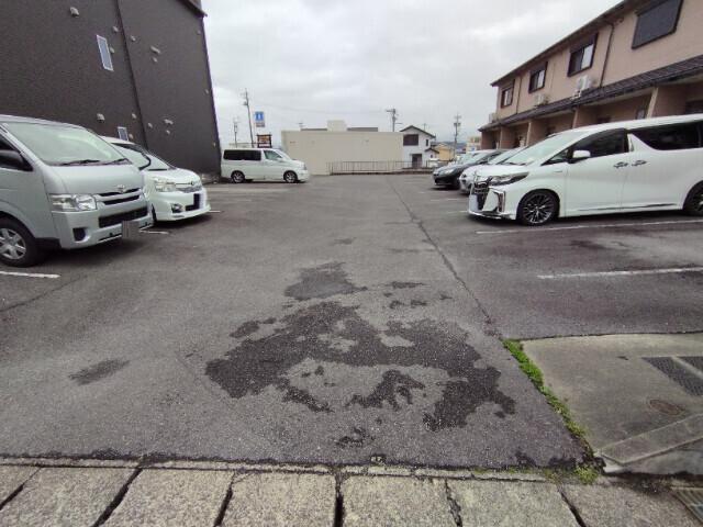 浅井ハイツⅡ（103） 駐車場