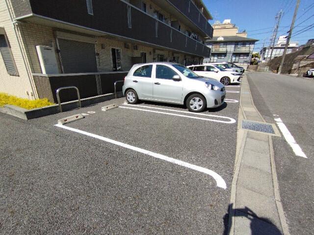 D-room上地　B棟（202） 駐車場