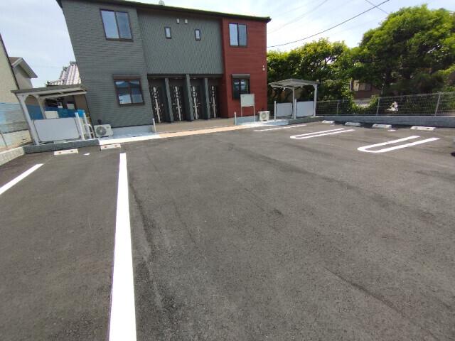 クルール大門（101） 駐車場