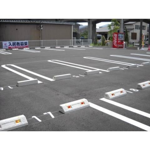 Ｄｅａｍｅｒ大門（301） 駐車場