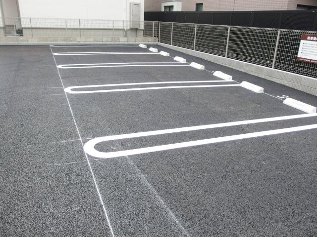 ル・プランタン（101） 駐車場