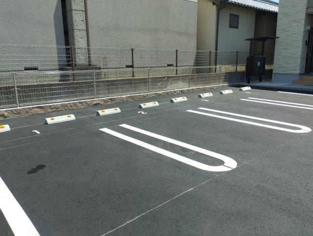フラン　アビタシオン（105） 駐車場