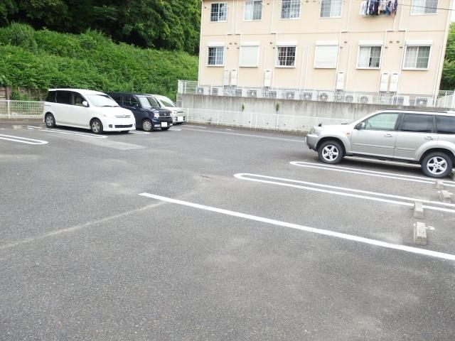 グランツ・マルシバ２（203） 駐車場