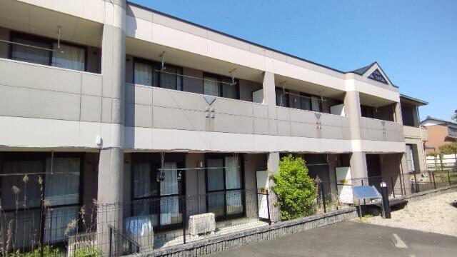 レオナ緑丘（202） 駐車場