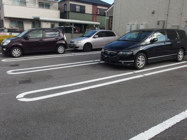 ソンレイルＳ（208） 駐車場
