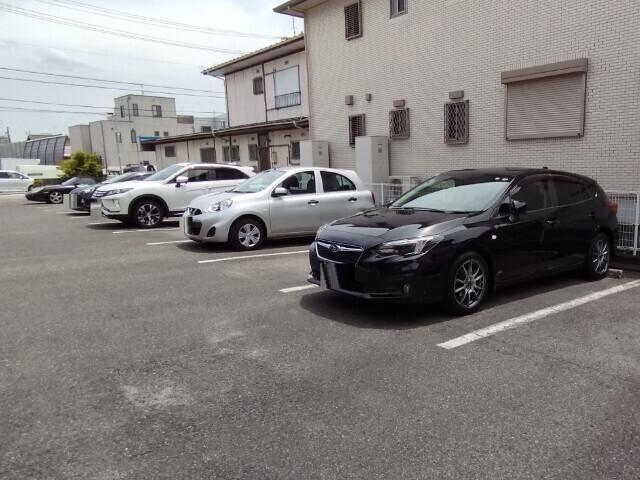 ドエルＫ・Ｓ（203） 駐車場