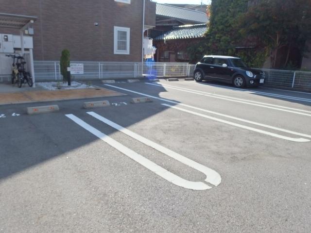 ロゼッタＡ（102） 駐車場
