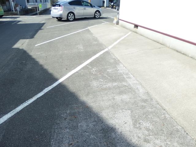エクセル昭和（103） 駐車場