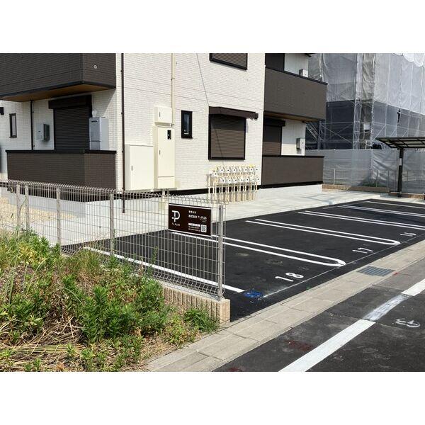 アパートメントハウス針崎Ⅰ（205） 駐車場
