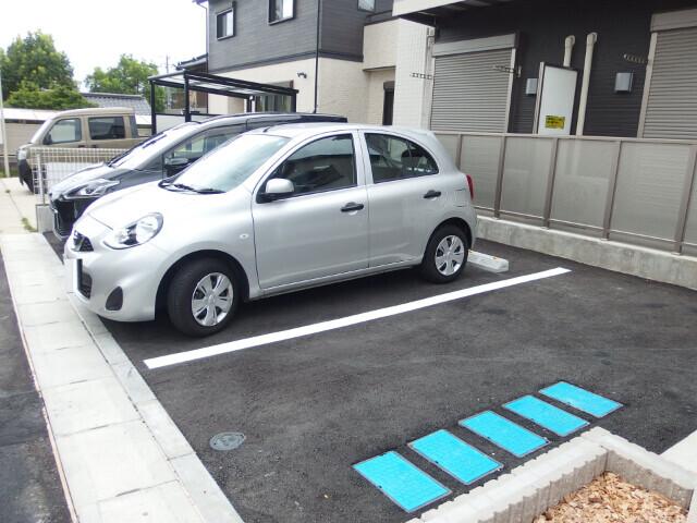 アムール・パセオ（102） 駐車場
