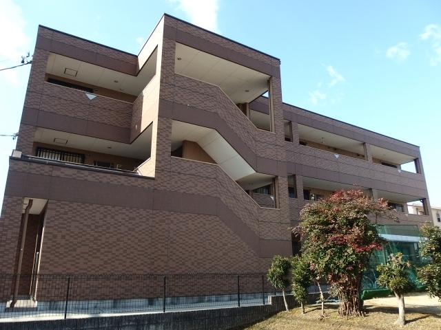 ブルーサンズロフティー（301） 外観