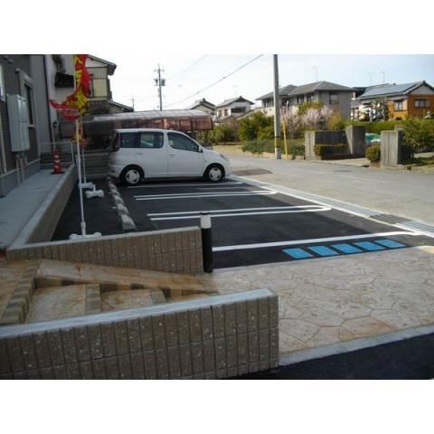クリーンハイツあおい（101） 駐車場