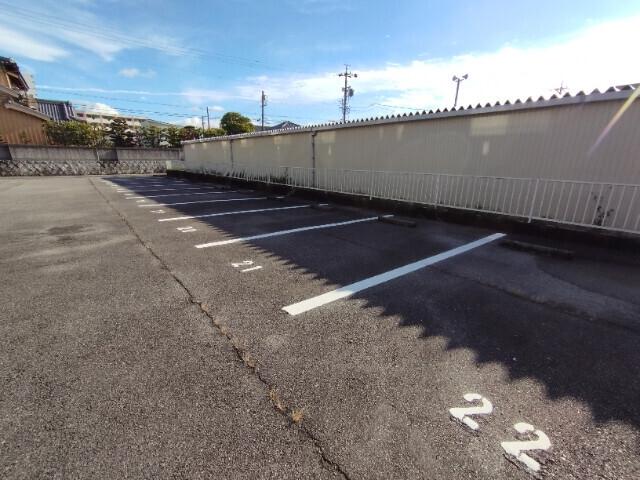 ハイカムール北浦（303） 駐車場