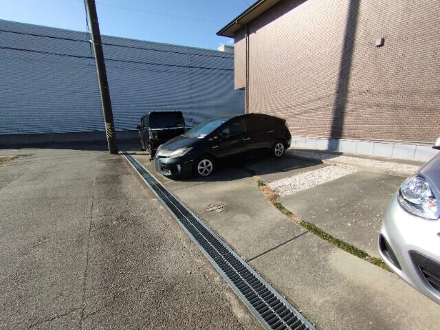 PanaHouse　Doi（201） 駐車場