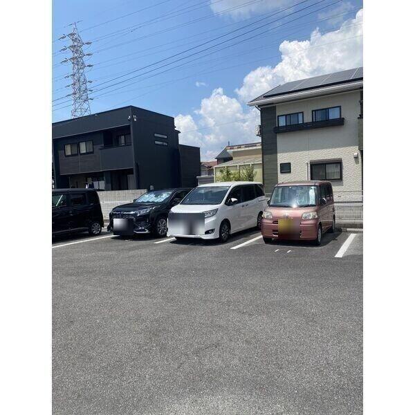 マンションハマナス（303） 駐車場