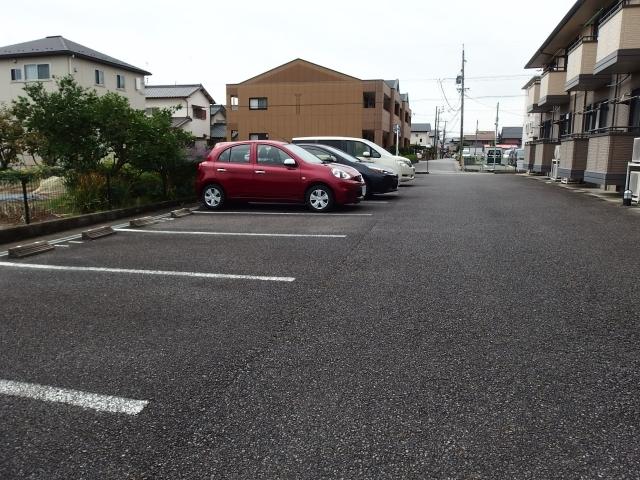 クレールＮ（2D） 駐車場