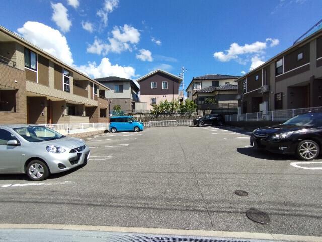 エスポワール真伝Ⅱ（203） 駐車場