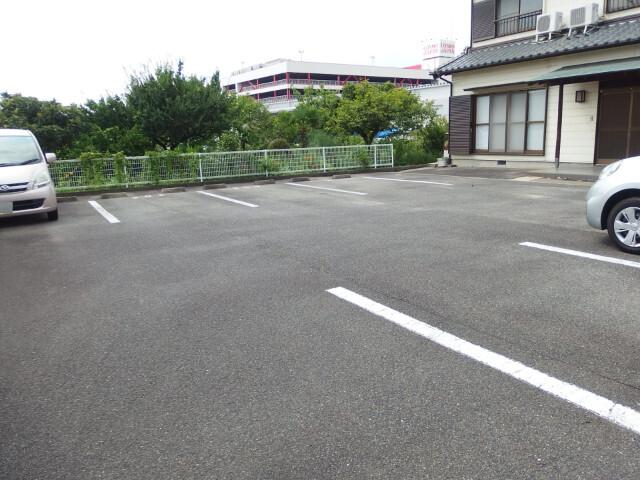 パティオ欠町（102） 駐車場