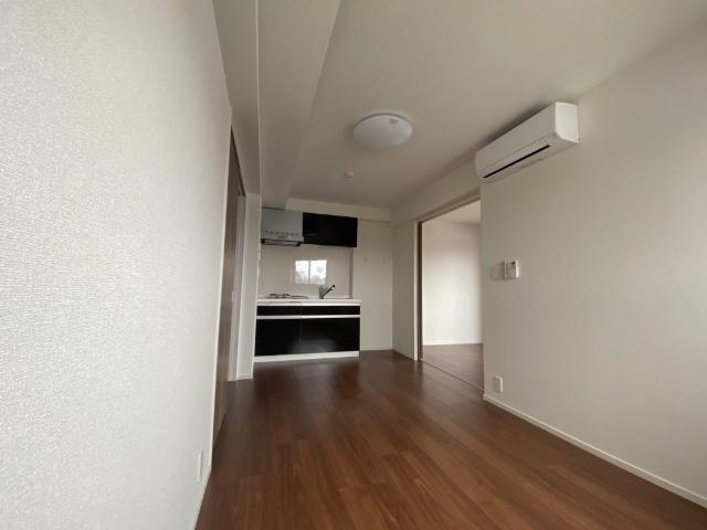 Eastview Palace(イーストビューパレス) 部屋画像