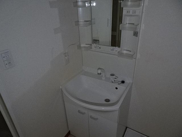 第四荒野ビル 部屋画像