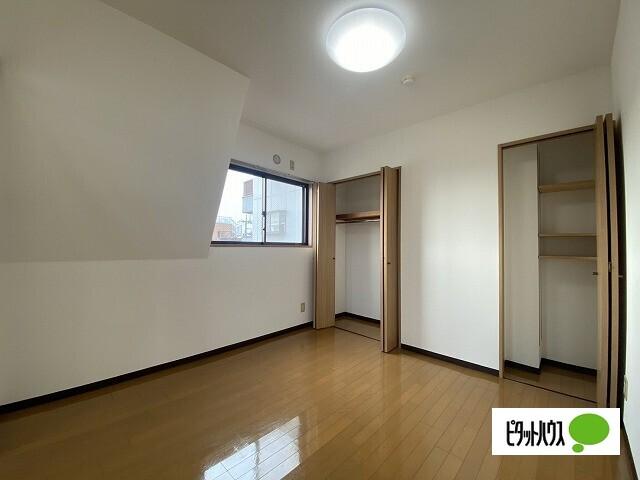 ルネ・ブルージュ 部屋画像