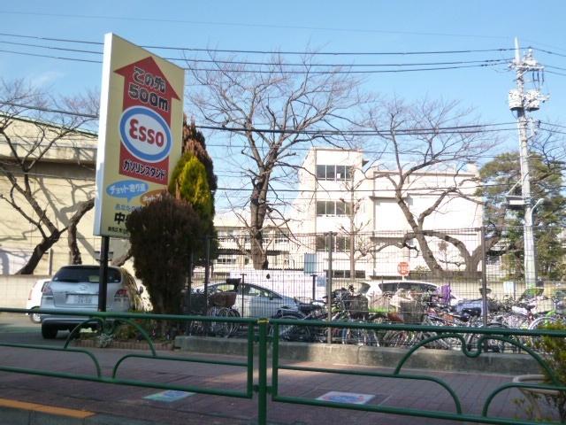 練馬区立大泉小学校：362m
